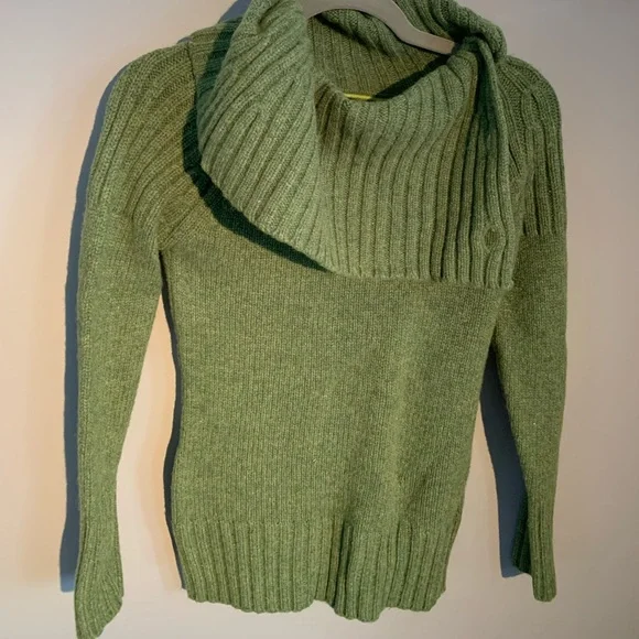 Wool sweater - Picture 2 of 5